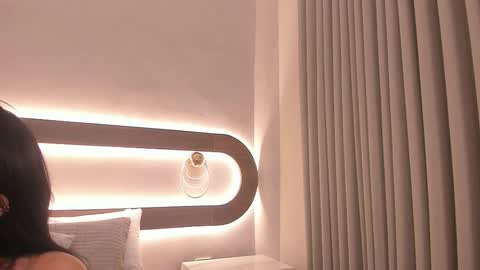 Snapshot of violeta_sum chatting on 03.21.26 Violeta Sum online show from 03.21.26