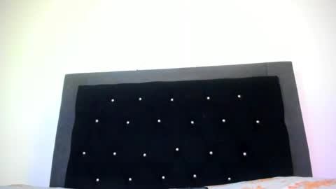 Snapshot of violetadumsper chatting on 10.21.25 VioletaDums online show from 10.21.25