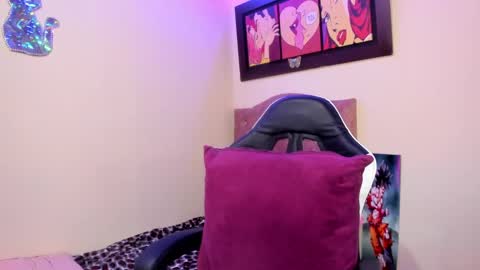 Snapshot of violetalee chatting on 03.04.25 Jimena online show from 03.04.25