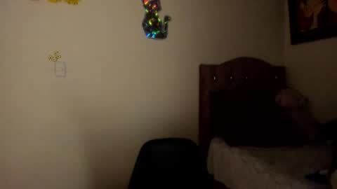 Snapshot of violetalee chatting on 09.18.25 Jimena online show from 09.18.25