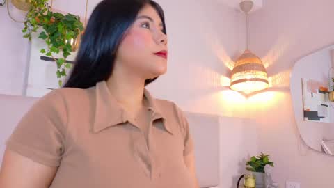 Snapshot of violetbloomm chatting on 05.23.26 Violet online show from 05.23.26