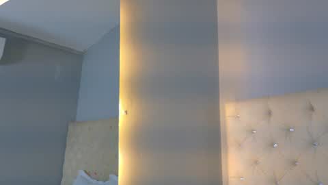 Snapshot of violetbloomm chatting on 06.19.26 Violet online show from 06.19.26