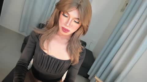 Violet online show from 01.08.25