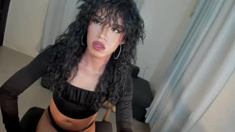 Violet online show from 01.12.25