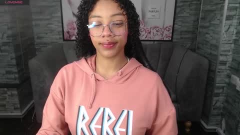 violeth_b online show from 10.06.25