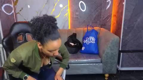 violeth_b online show from 11.10.25