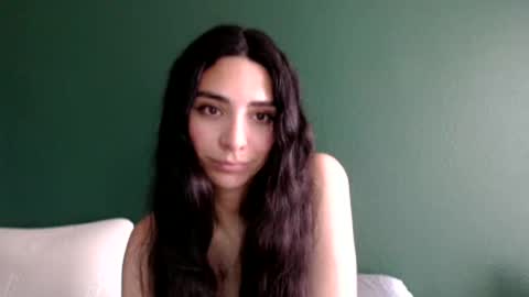 Snapshot of violetkills chatting on 02.03.25 violetkills online show from 02.03.25