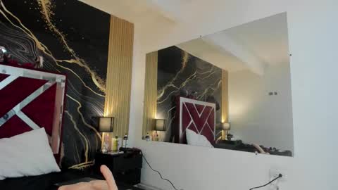 Violet Rose online show from 11.11.25