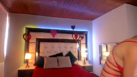 violetskinny online show from 02.14.25