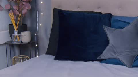 VioletSwone online show from 03.02.25