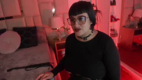 Violett  online show from 02.02.26