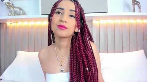 Violett  online show from 10.08.25