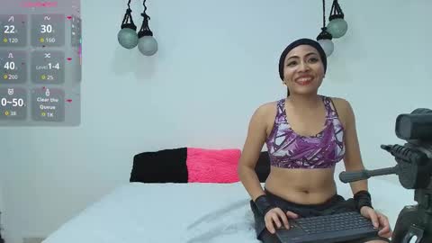 violett_the_bitch online show from 09.18.25