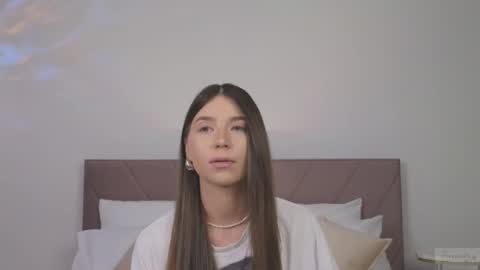 violetta_finch online show from 03.05.25