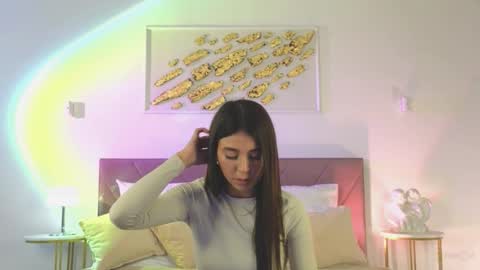 violetta_finch online show from 10.19.25