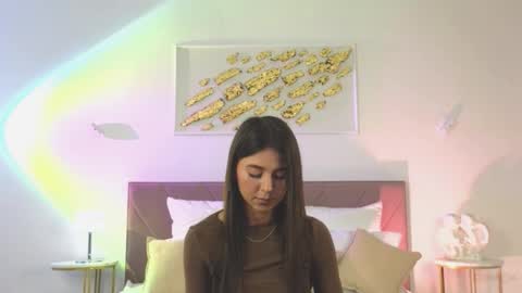 violetta_finch online show from 11.24.25