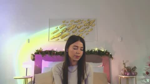 violetta_finch online show from 01.10.26