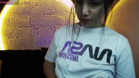 Snapshot of violetta_jhonson_v chatting on 06.25.26 Violetta online show from 06.25.26