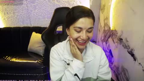 Snapshot of violetta_jhonson_v chatting on 06.26.26 Violetta online show from 06.26.26