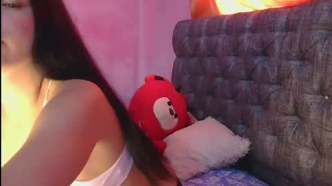 Snapshot of violetta_luna8 chatting on 06.17.26 violetta online show from 06.17.26