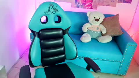 Snapshot of violetta_m_ chatting on 07.08.26 Violeta online show from 07.08.26