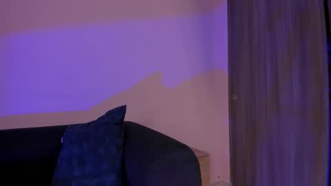 violetta independent model online show from 03.08.26