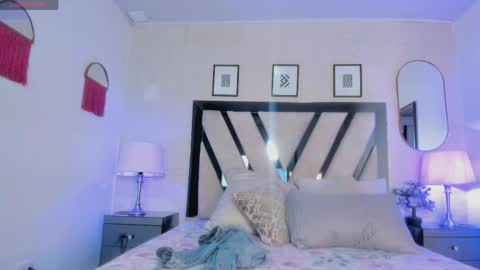 Violettaa online show from 03.31.26