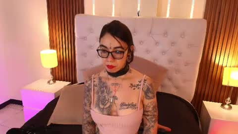 Snapshot of violettaalemida chatting on 07.08.26 violettaalemida online show from 07.08.26