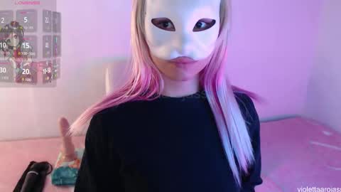 Snapshot of violettaarojass chatting on 11.11.25 violettaarojass online show from 11.11.25