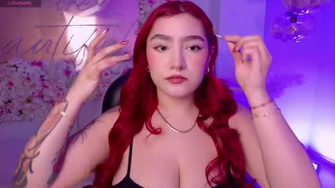 Violett Castel online show from 11.21.25