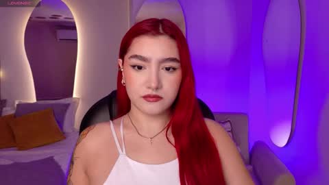 Violett Castel online show from 11.23.25