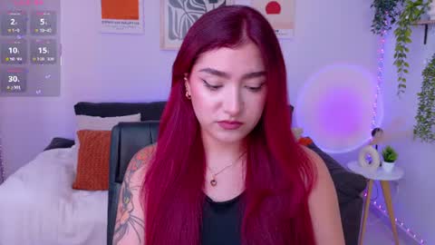 Snapshot of violettcastel chatting on 06.17.26 Violett Castel online show from 06.17.26