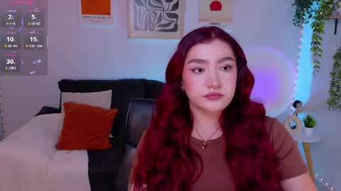 Snapshot of violettcastel chatting on 06.21.26 Violett Castel online show from 06.21.26