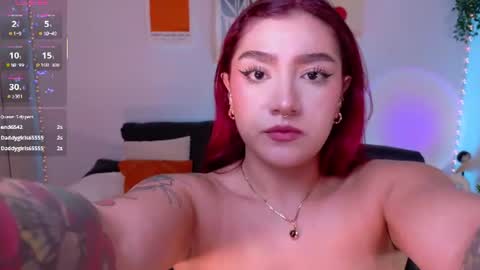 Snapshot of violettcastel chatting on 06.24.26 Violett Castel online show from 06.24.26