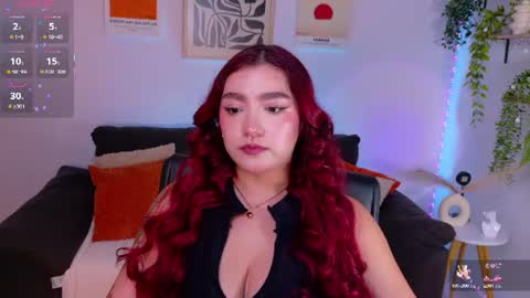 Snapshot of violettcastel chatting on 07.24.26 Violett Castel online show from 07.24.26