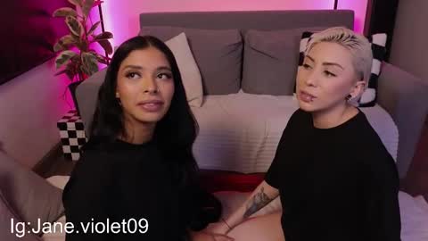 Violet online show from 10.02.25