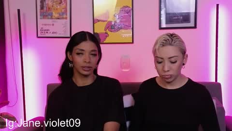 Violet online show from 10.12.25