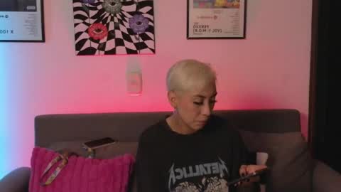 Violet online show from 04.27.26
