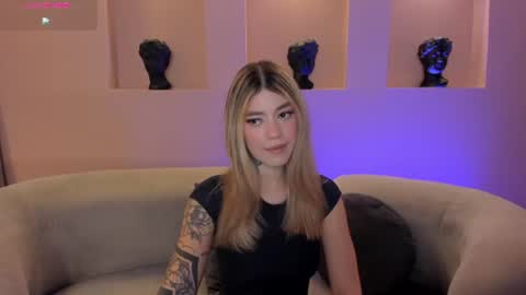 Violett  online show from 06.30.26
