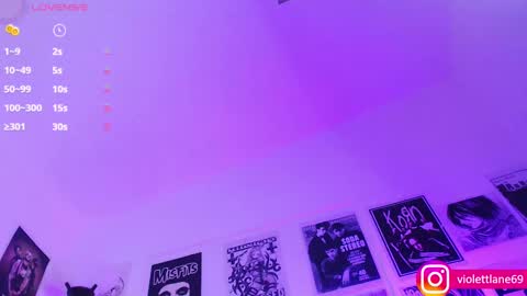 Snapshot of violettlane chatting on 01.17.25 Violeta online show from 01.17.25