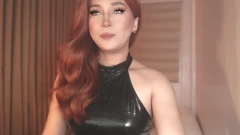 Snapshot of violetversacexx chatting on 12.05.25 Best Of Both Worlds online show from 12.05.25