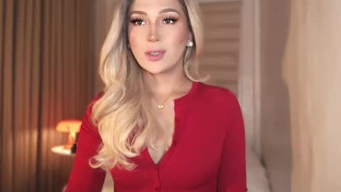 Snapshot of violetversacexx chatting on 01.14.26 Best Of Both Worlds online show from 01.14.26