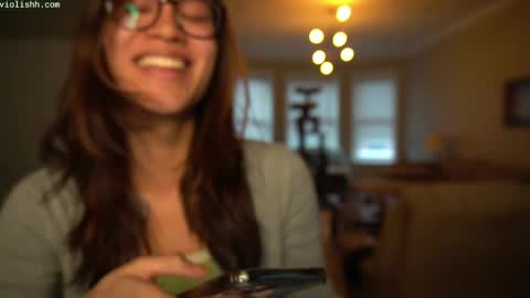 Snapshot of violishh chatting on 02.19.25 follow me on twitter violishh and ig violishh online show from 02.19.25