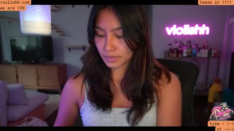 Snapshot of violishh chatting on 10.25.25 follow me on twitter violishh and ig violishh online show from 10.25.25