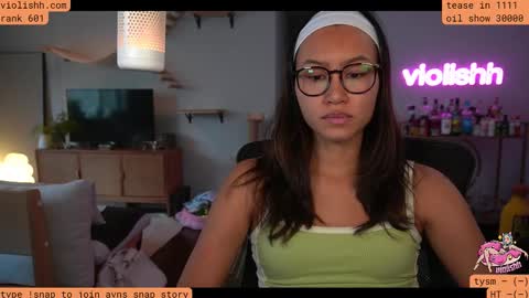 Snapshot of violishh chatting on 11.17.25 follow me on twitter violishh and ig violishh online show from 11.17.25