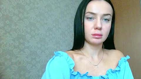 viora12 online show from 02.24.25