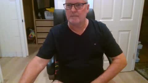Snapshot of viper654321 chatting on 04.01.26 viper654321 online show from 04.01.26