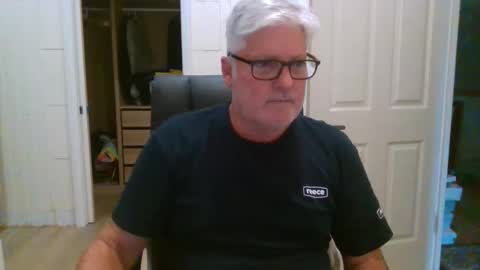 Snapshot of viper654321 chatting on 04.02.26 viper654321 online show from 04.02.26
