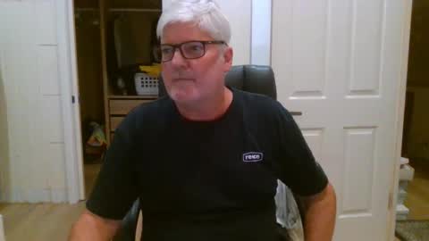 Snapshot of viper654321 chatting on 04.11.26 viper654321 online show from 04.11.26