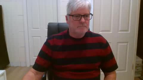 Snapshot of viper654321 chatting on 06.07.26 viper654321 online show from 06.07.26